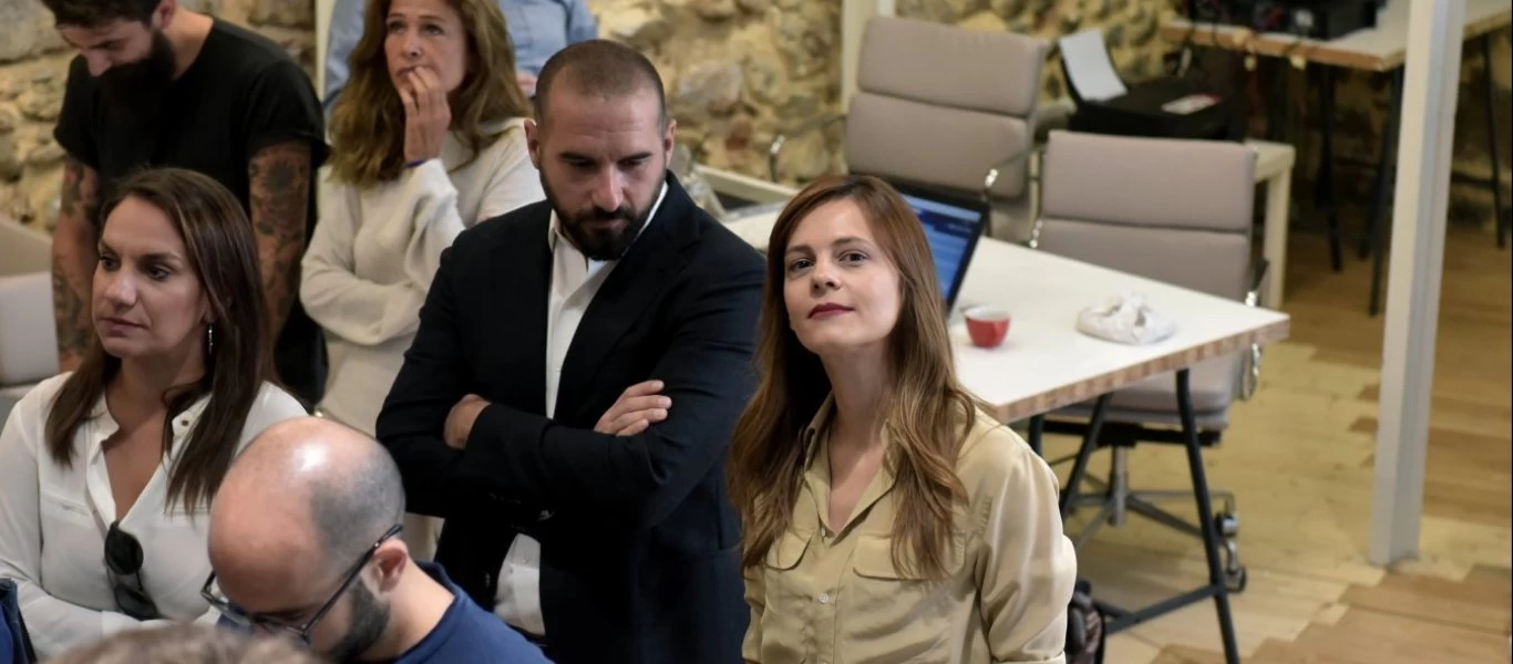 Ε.Αχτσιόγλου-Δ.Τζανακόπουλος: Περιμένουν παιδί